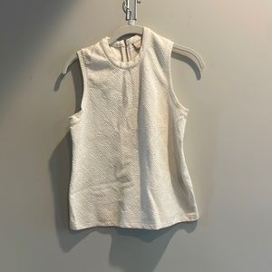 9-H15 St. Cloud XS White Tank